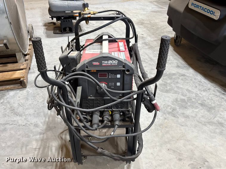 image for item FB3371 Lincoln Tig 200 Square Wave welder