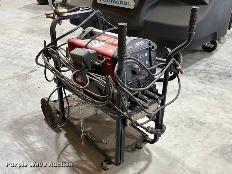 image for item FB3371 Lincoln Tig 200 Square Wave welder