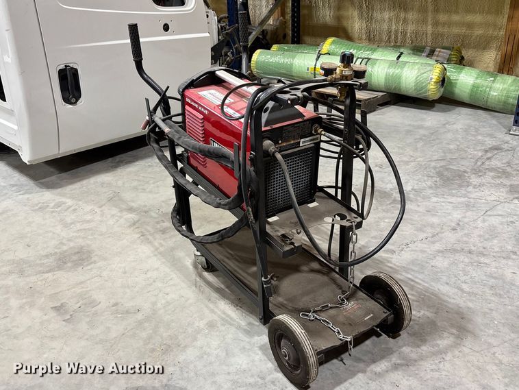 image for item FB3371 Lincoln Tig 200 Square Wave welder