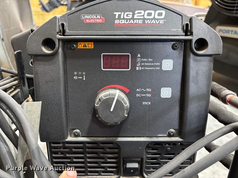 image for item FB3371 Lincoln Tig 200 Square Wave welder