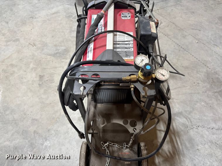 image for item FB3371 Lincoln Tig 200 Square Wave welder