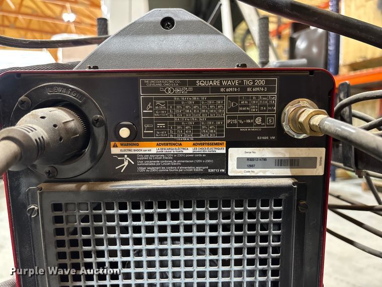 image for item FB3371 Lincoln Tig 200 Square Wave welder