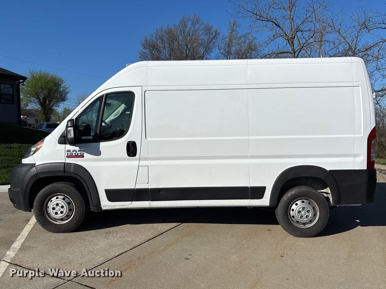 image for item FB3374 2019 RAM Promaster  van