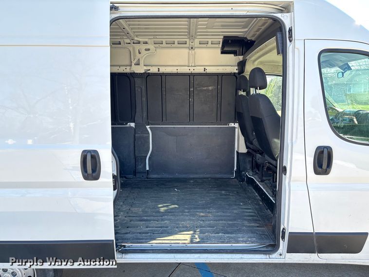 image for item FB3374 2019 RAM Promaster  van