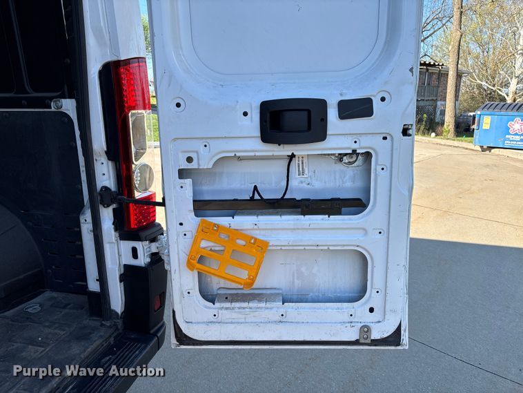 image for item FB3374 2019 RAM Promaster  van