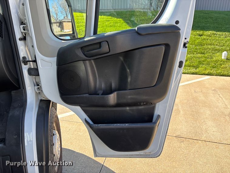 image for item FB3374 2019 RAM Promaster  van