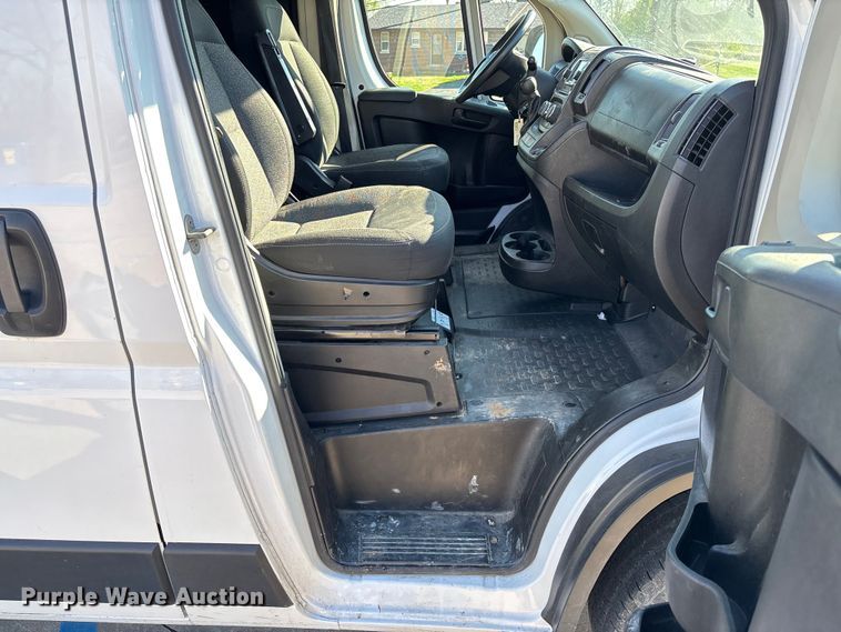 image for item FB3374 2019 RAM Promaster  van