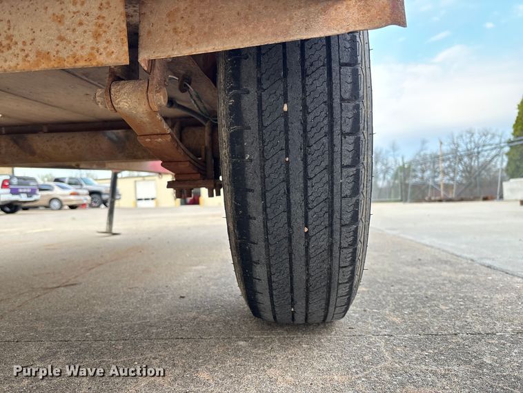 image for item FB3378 2005 Doolittle utility trailer