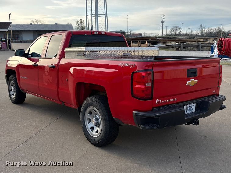 image for item FB3379 2019 Chevrolet Silverado 1500 Crew Cab pickup truck