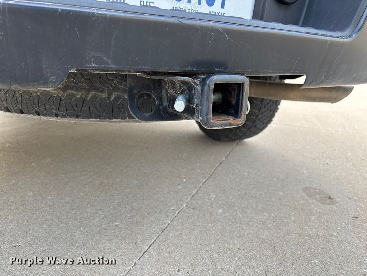 image for item FB3379 2019 Chevrolet Silverado 1500 Crew Cab pickup truck