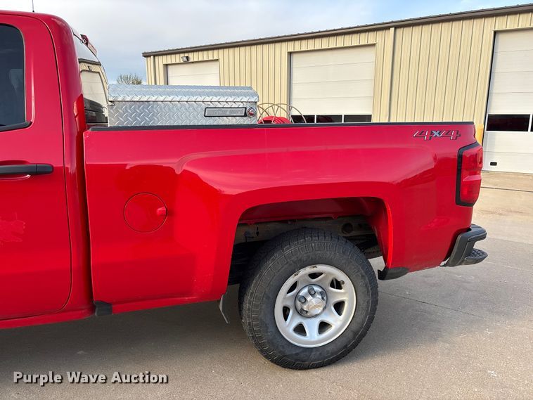 image for item FB3379 2019 Chevrolet Silverado 1500 Crew Cab pickup truck