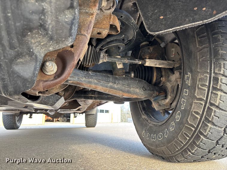 image for item FB3379 2019 Chevrolet Silverado 1500 Crew Cab pickup truck