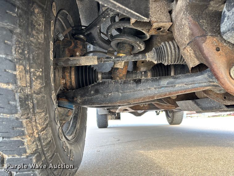 image for item FB3379 2019 Chevrolet Silverado 1500 Crew Cab pickup truck