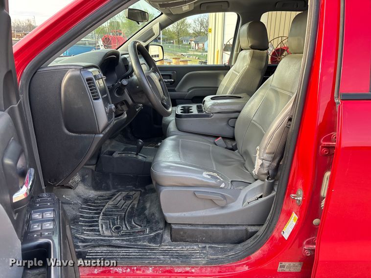 image for item FB3379 2019 Chevrolet Silverado 1500 Crew Cab pickup truck