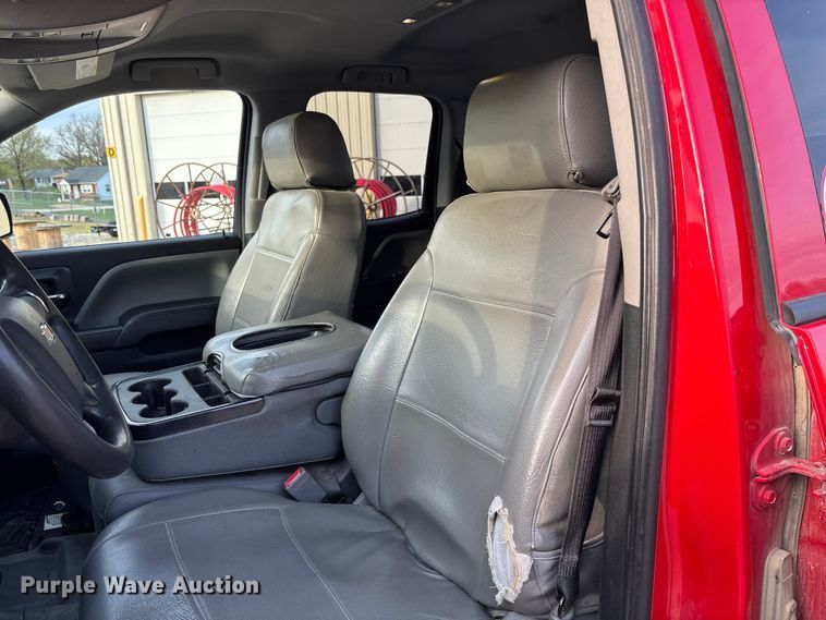 image for item FB3379 2019 Chevrolet Silverado 1500 Crew Cab pickup truck