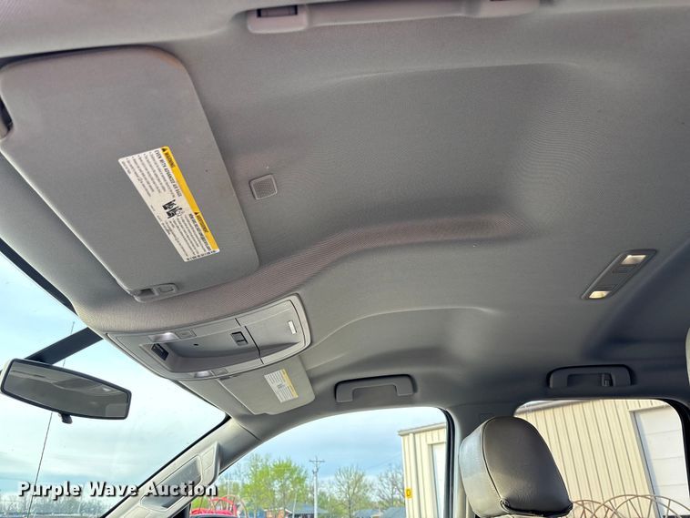 image for item FB3379 2019 Chevrolet Silverado 1500 Crew Cab pickup truck