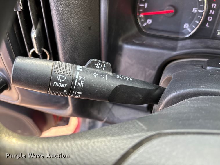 image for item FB3379 2019 Chevrolet Silverado 1500 Crew Cab pickup truck