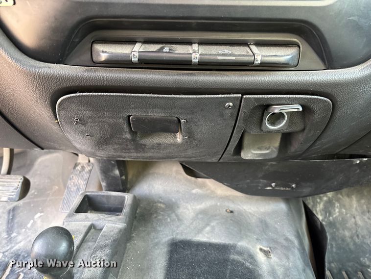 image for item FB3379 2019 Chevrolet Silverado 1500 Crew Cab pickup truck