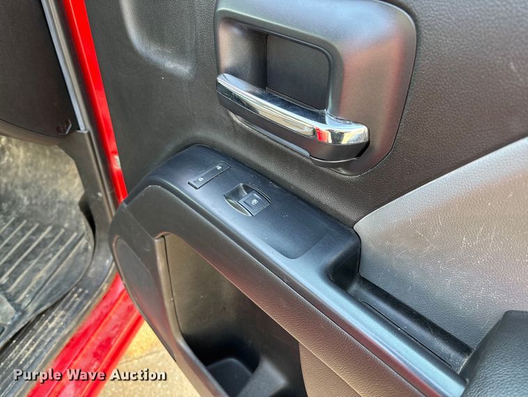 image for item FB3379 2019 Chevrolet Silverado 1500 Crew Cab pickup truck