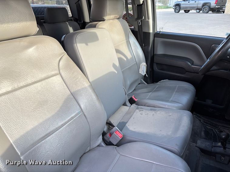 image for item FB3379 2019 Chevrolet Silverado 1500 Crew Cab pickup truck