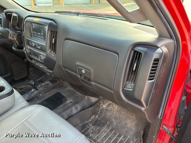 image for item FB3379 2019 Chevrolet Silverado 1500 Crew Cab pickup truck