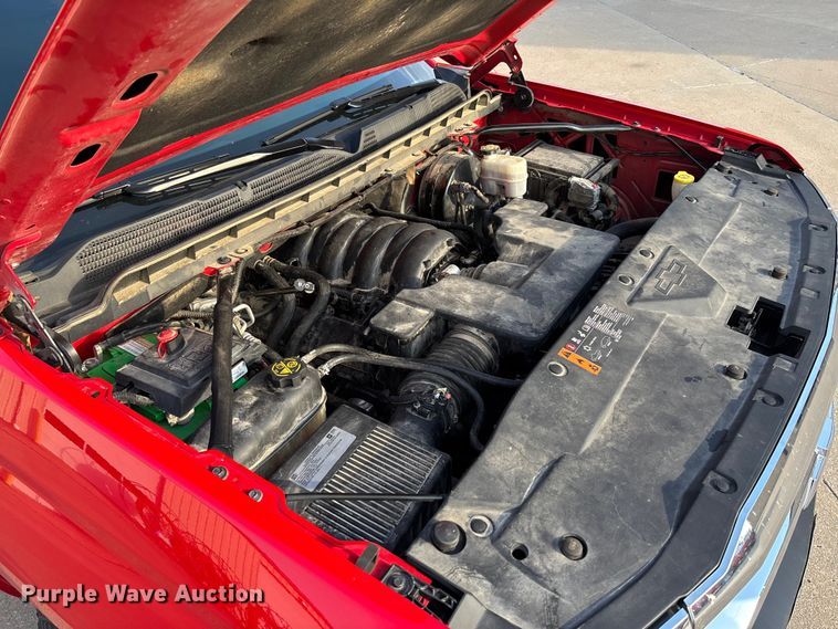 image for item FB3379 2019 Chevrolet Silverado 1500 Crew Cab pickup truck