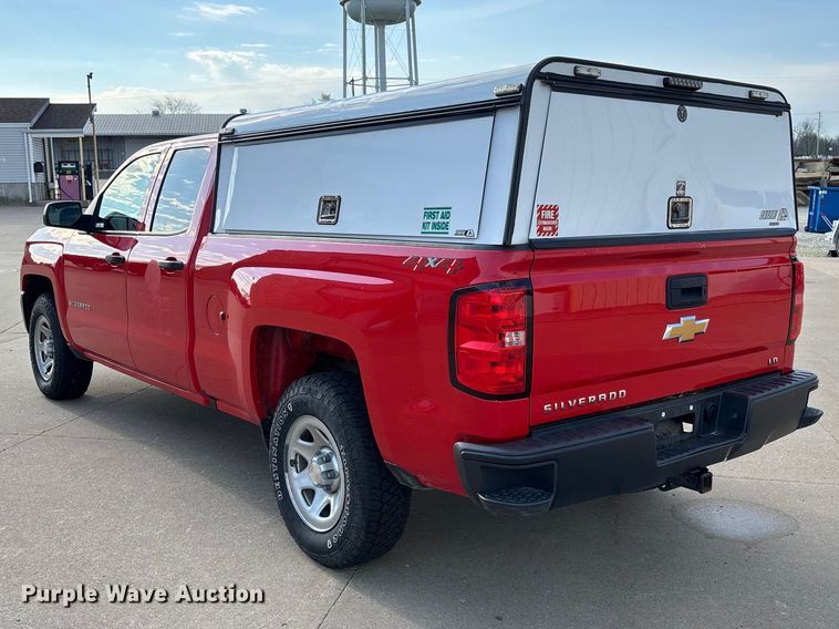 image for item FB3380 2019 Chevrolet Silverado 1500 Crew Cab pickup truck