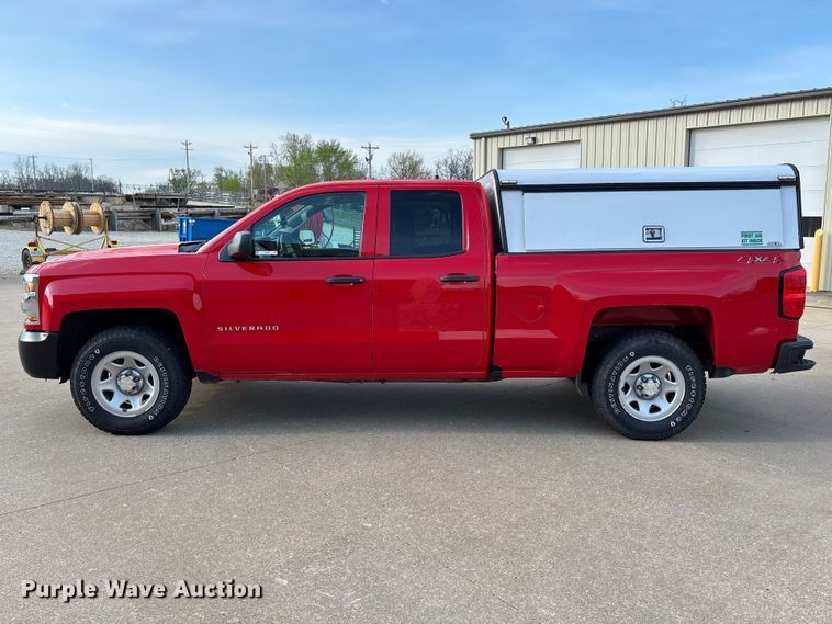 image for item FB3380 2019 Chevrolet Silverado 1500 Crew Cab pickup truck
