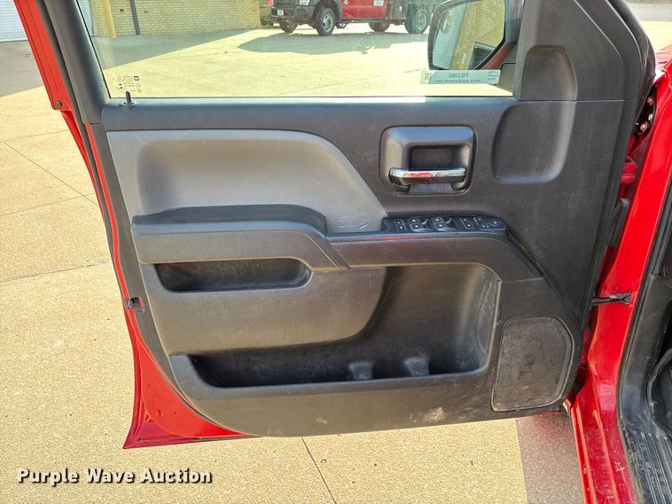 image for item FB3380 2019 Chevrolet Silverado 1500 Crew Cab pickup truck
