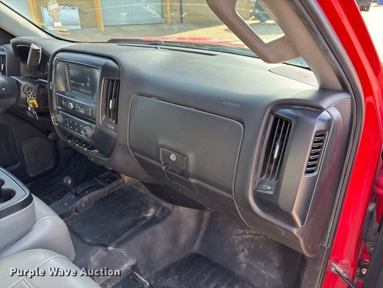 image for item FB3380 2019 Chevrolet Silverado 1500 Crew Cab pickup truck