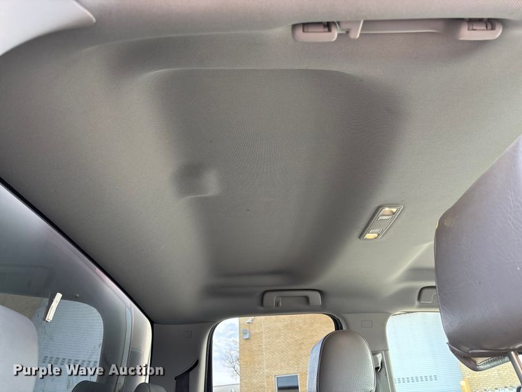 image for item FB3380 2019 Chevrolet Silverado 1500 Crew Cab pickup truck