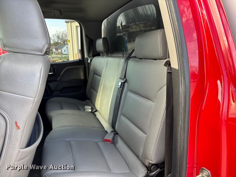 image for item FB3380 2019 Chevrolet Silverado 1500 Crew Cab pickup truck