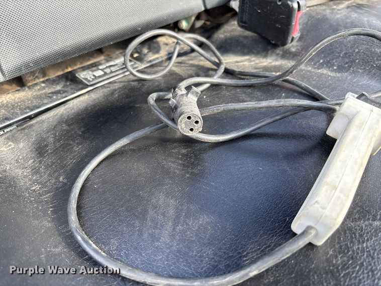 image for item FB3381 2011 Polaris Ranger XP utility vehicle