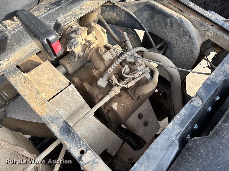 image for item FB3381 2011 Polaris Ranger XP utility vehicle