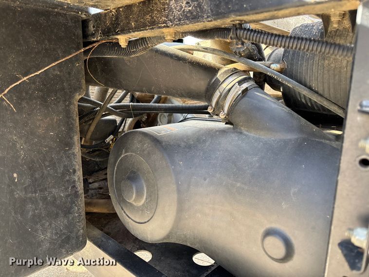 image for item FB3381 2011 Polaris Ranger XP utility vehicle