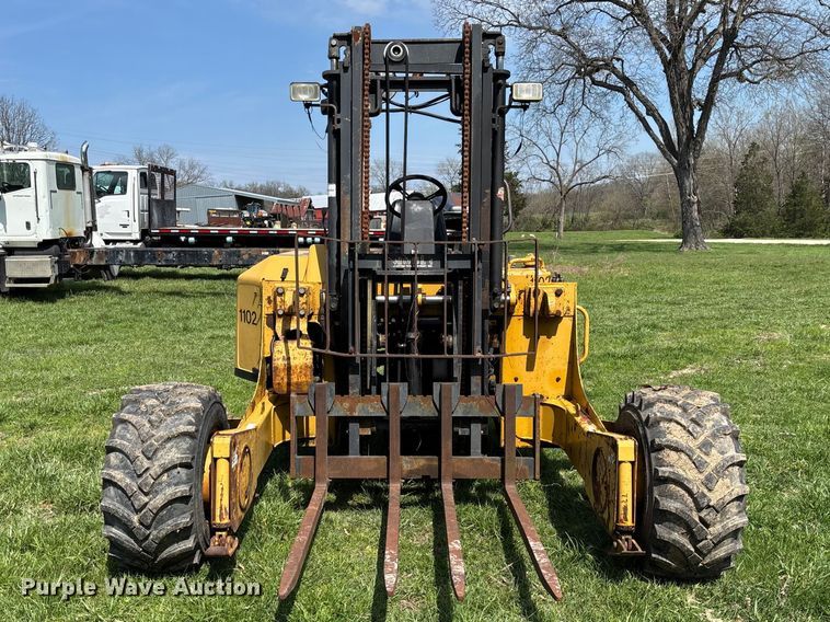 image for item FB3384 2005 Noble TM50 forklift