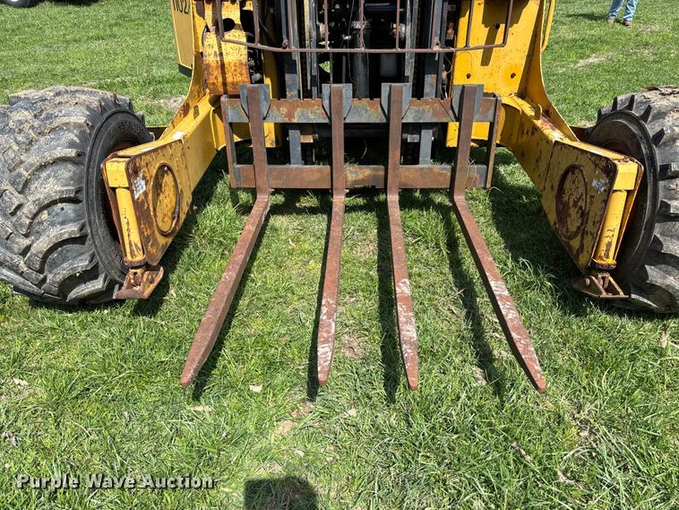 image for item FB3384 2005 Noble TM50 forklift