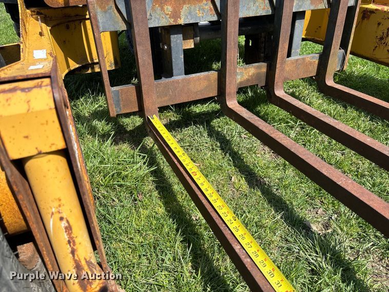 image for item FB3384 2005 Noble TM50 forklift