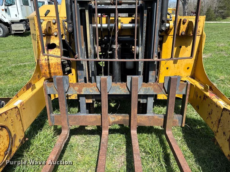 image for item FB3384 2005 Noble TM50 forklift