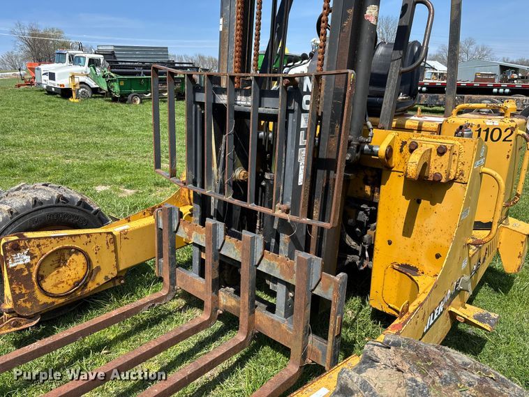 image for item FB3384 2005 Noble TM50 forklift