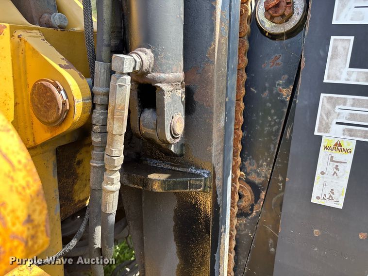 image for item FB3384 2005 Noble TM50 forklift