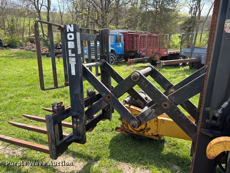 image for item FB3384 2005 Noble TM50 forklift