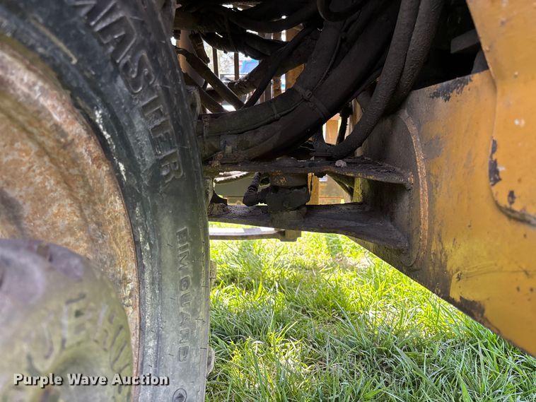 image for item FB3384 2005 Noble TM50 forklift