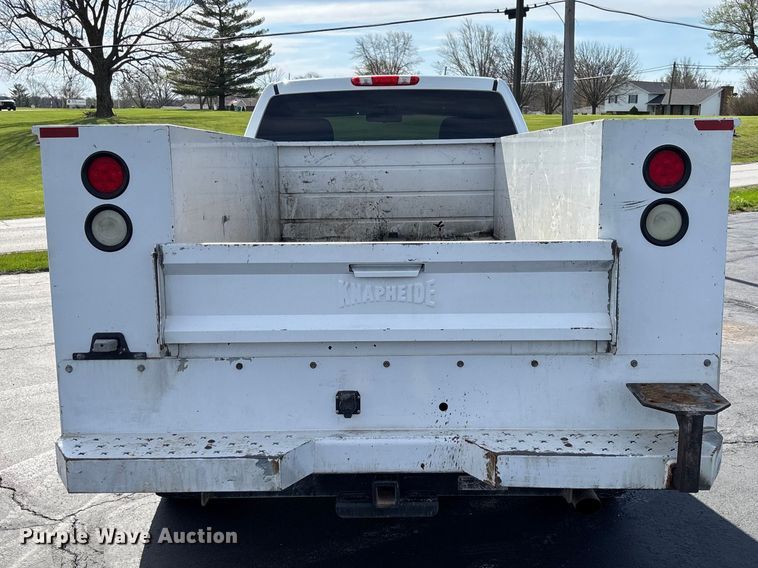 image for item FB3389 2013 GMC Sierra 3500 utility bed pickup truck