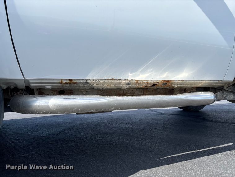 image for item FB3389 2013 GMC Sierra 3500 utility bed pickup truck