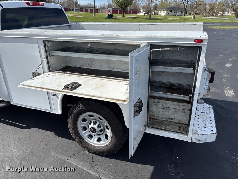 image for item FB3389 2013 GMC Sierra 3500 utility bed pickup truck