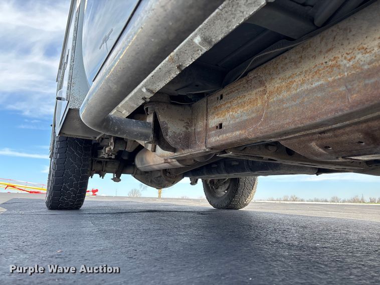 image for item FB3389 2013 GMC Sierra 3500 utility bed pickup truck