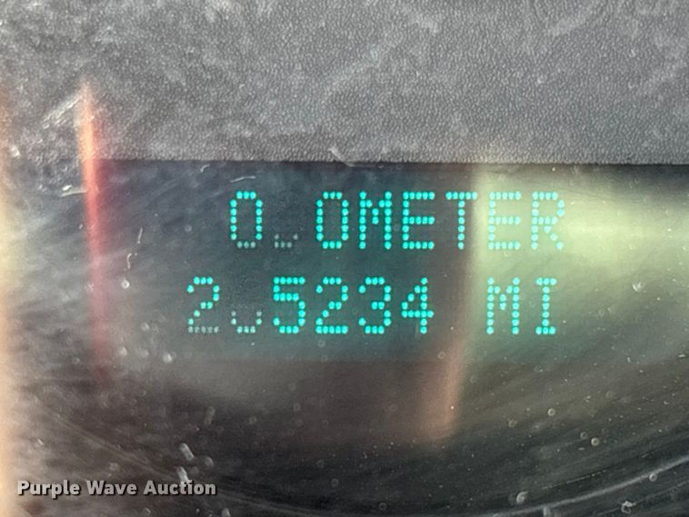 image for item FB3389 2013 GMC Sierra 3500 utility bed pickup truck