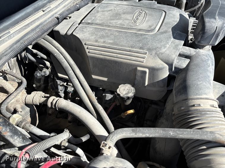 image for item FB3389 2013 GMC Sierra 3500 utility bed pickup truck