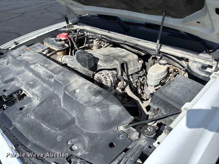 image for item FB3389 2013 GMC Sierra 3500 utility bed pickup truck